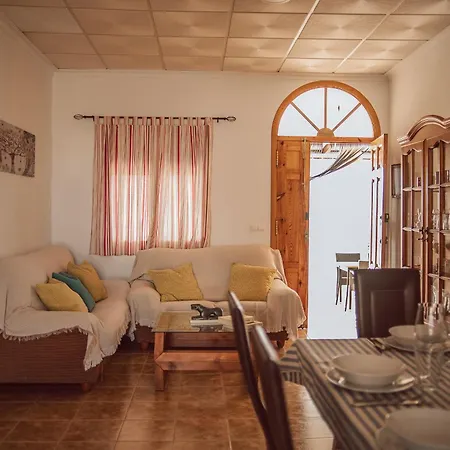 Holiday home Entreolivos *